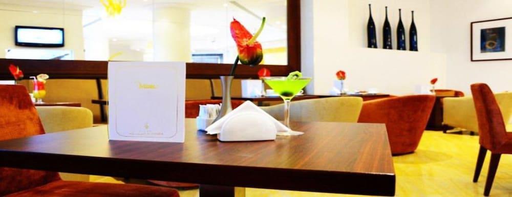 Monaco Hotel Dubaj Zewnętrze zdjęcie