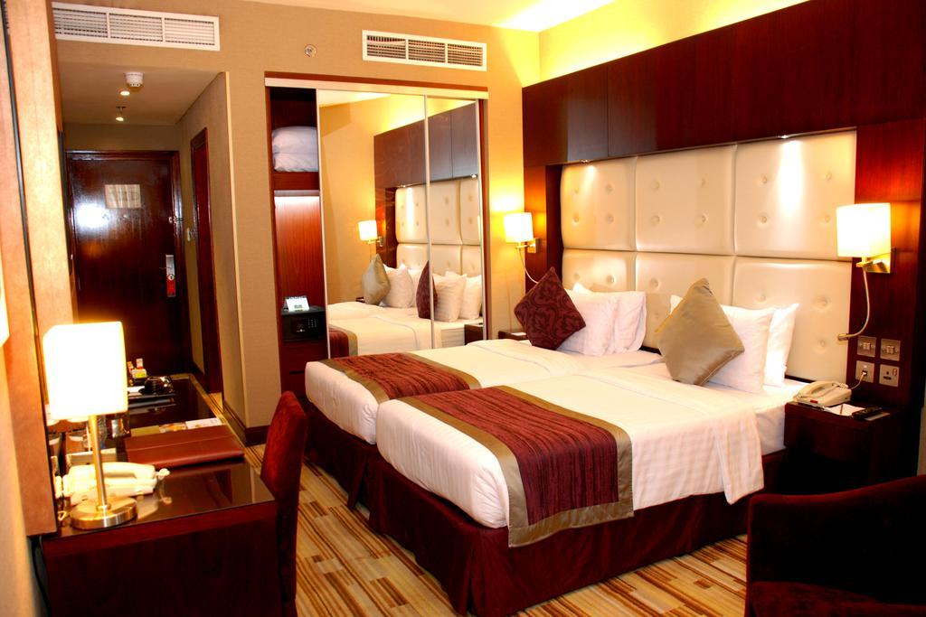 Monaco Hotel Dubaj Zewnętrze zdjęcie